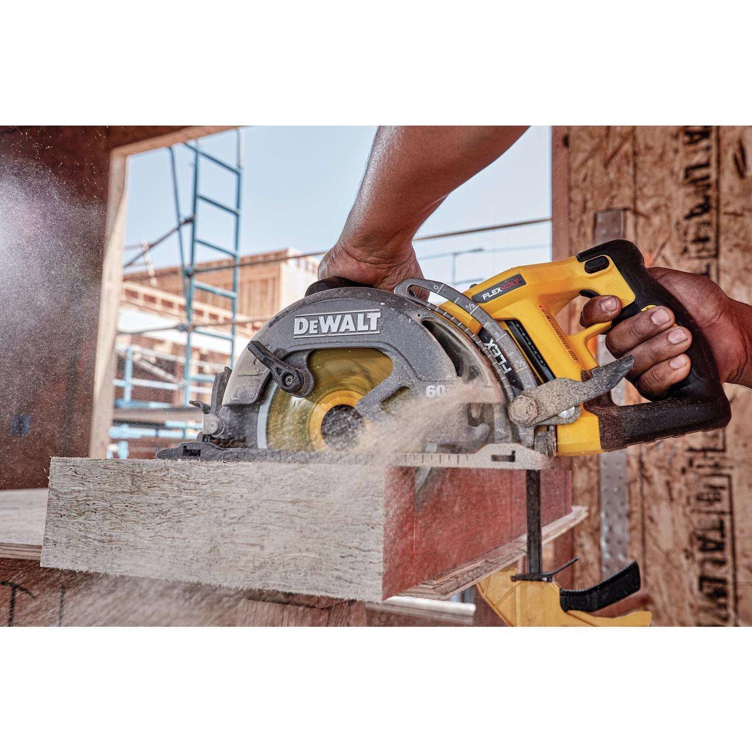 DeWalt 60V MAX 7-1/4 In. Cordless Brushless Worm Drive Circular Saw Tool Only 4 DeWalt 60V MAX 7-1/4 In. Cordless Brushless Worm Drive Circular Saw Tool Only - Image 2