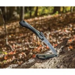 Hooyman Megabite 6 In. SK5 Steel Compact Folding Hand Saw 1 Pc -DeWALT Outlet 2192b440 6dd0 4860 819d 5a8430fb88a4