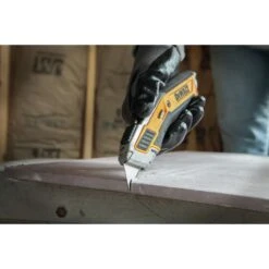 DeWalt 7 In. Retractable Utility Knife Black/Yellow 1 Pk -DeWALT Outlet 4ff478ff 6c0e 459e 80a3 200a8525a492