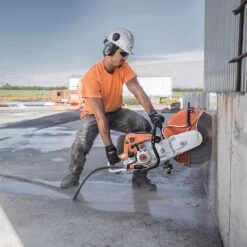 STIHL TS 800 Cutquik 16 In. Cordless Gas Cut-Off Saw -DeWALT Outlet 5de18c47 7d58 4b8c 8a74 1508ea3f9992