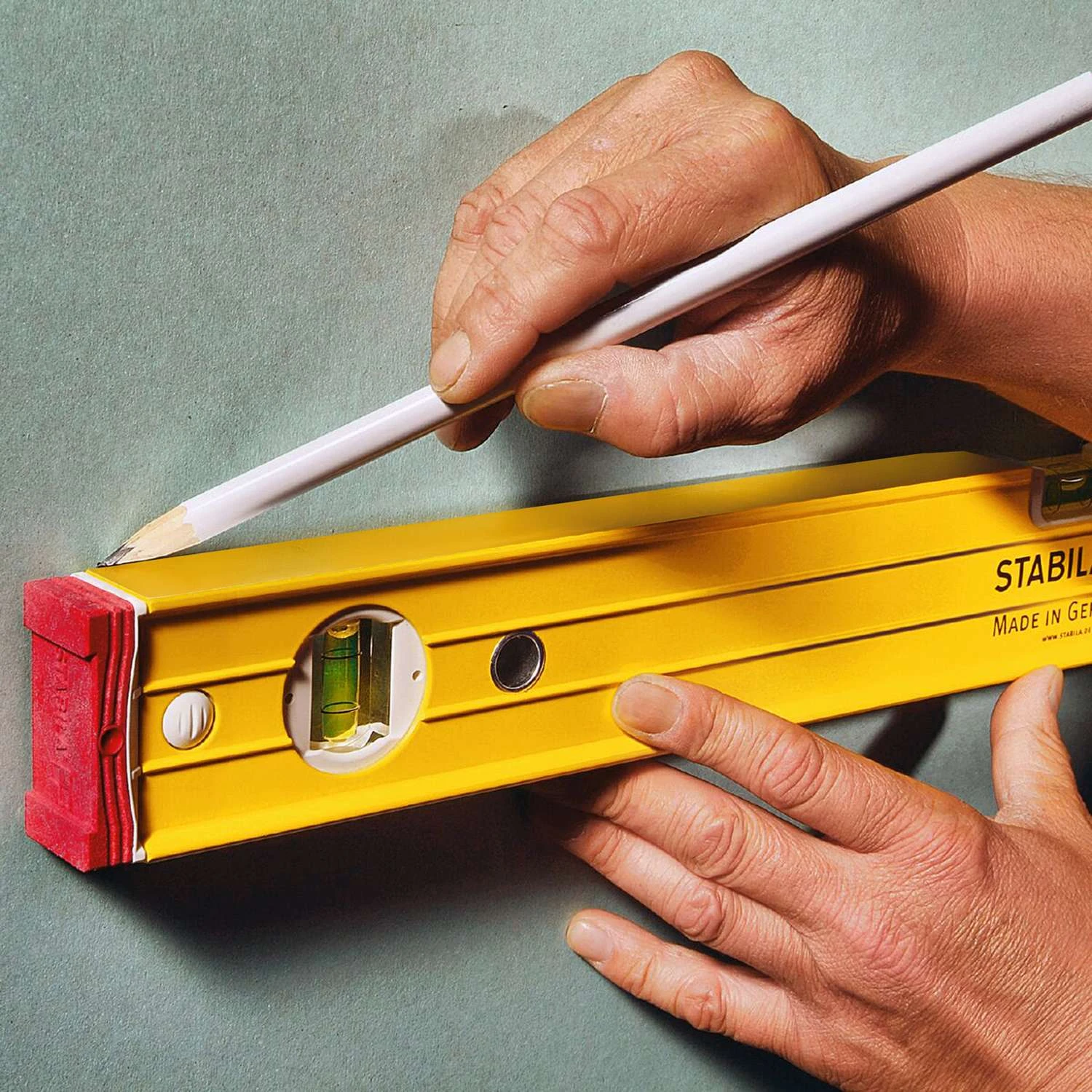 STABILA 58 In. Aluminum Type 196 Heavy Duty Level 3 Vial 7 STABILA 58 In. Aluminum Type 196 Heavy Duty Level 3 Vial - Image 5