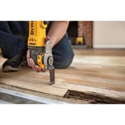 DeWalt Universal Fitment 2-1/2 In. L High Carbon Steel Precision Tooth Oscillating Blade 1 Pc -DeWALT Outlet c240dbb8 200b 4d47 addc 3e960d1f82b1