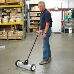 Magnet Source 22.5 In. Telescoping Magnetic Sweeper 97 Lb. Pull -DeWALT Outlet d9fdfc0b 2013 47bb 9889 5bc6dd21042f