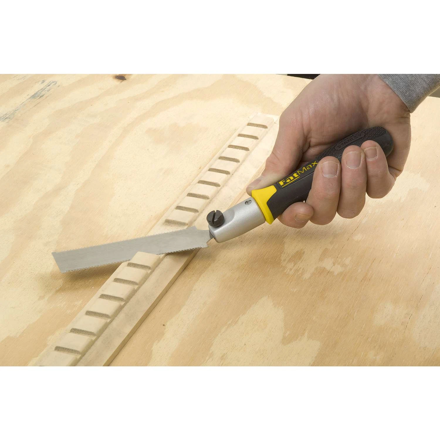 Stanley FatMax 4.75 In. Steel Pull Saw 22 TPI 1 Pc 6 Stanley FatMax 4.75 In. Steel Pull Saw 22 TPI 1 Pc - Image 4